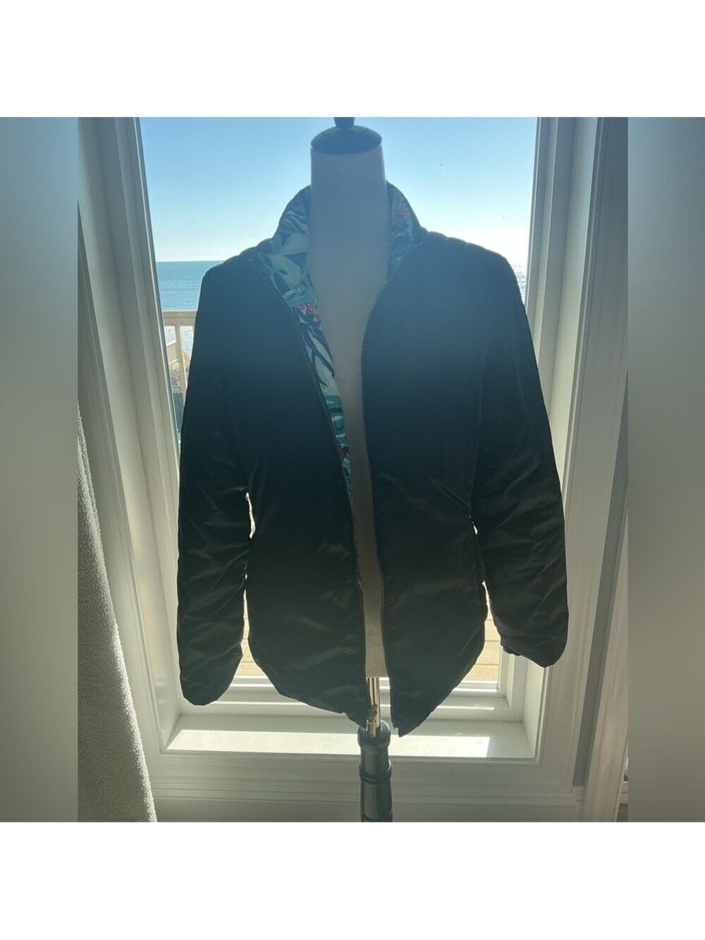 Lily Pulitzer Marley Reversible Puffer Jacket - Picture 4 of 14